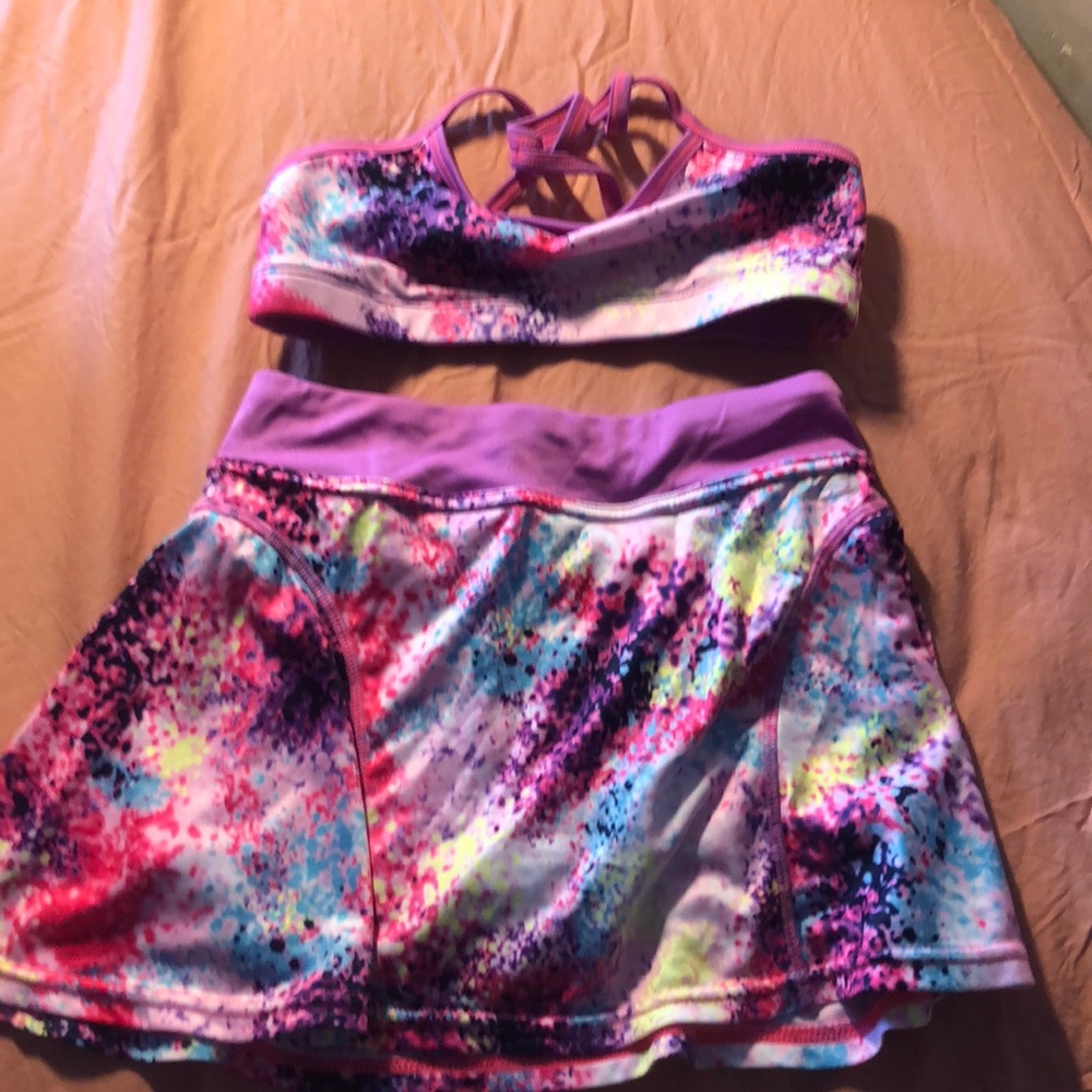 Champion girls sports bra and skirt set (7/8) m